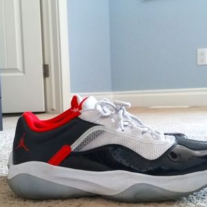 Air jordan 11 low cmft